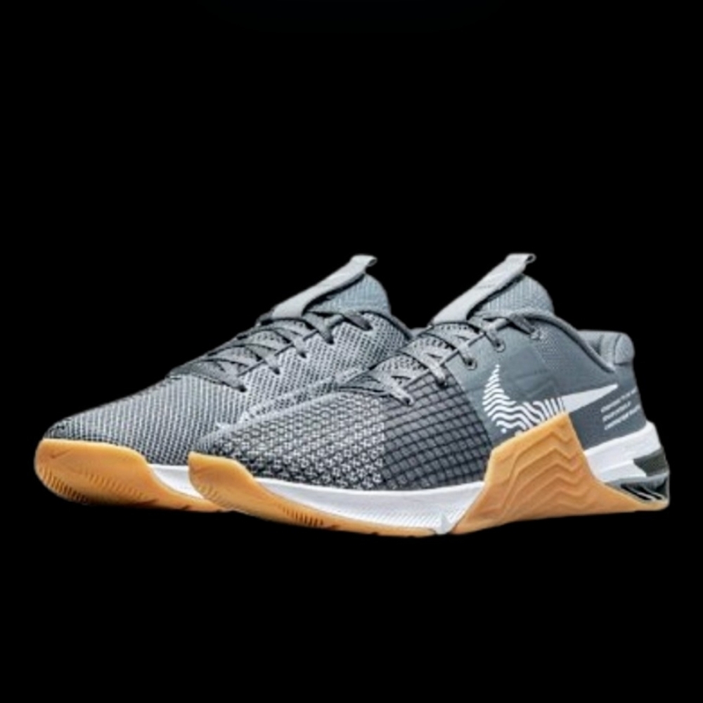 Nike Metcon 8 Training Running Womens Size 9.5/Mens 8 Smoke Grey Gum Brown White